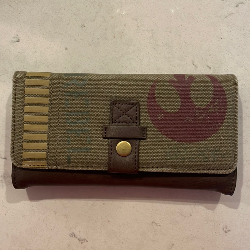 Loungefly Star Wars Rebel Trifold Wallet